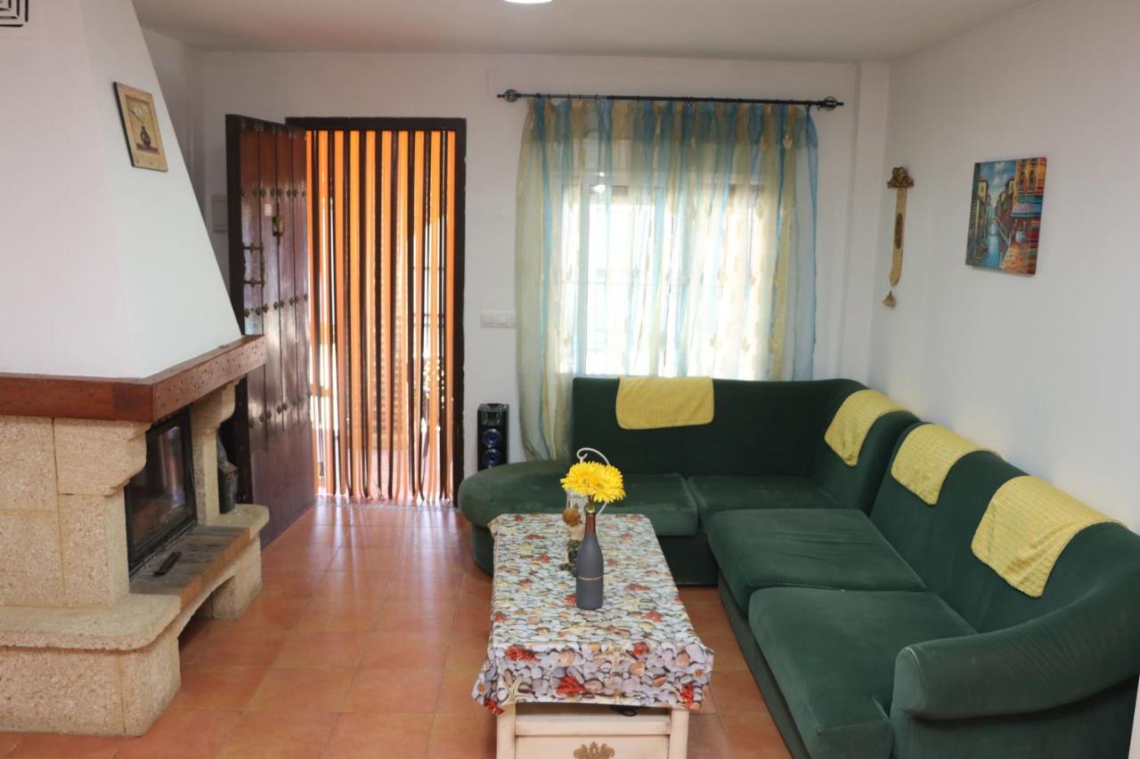 צ'יקלנה דה לה פרונטרה Chalet Montura מראה חיצוני תמונה